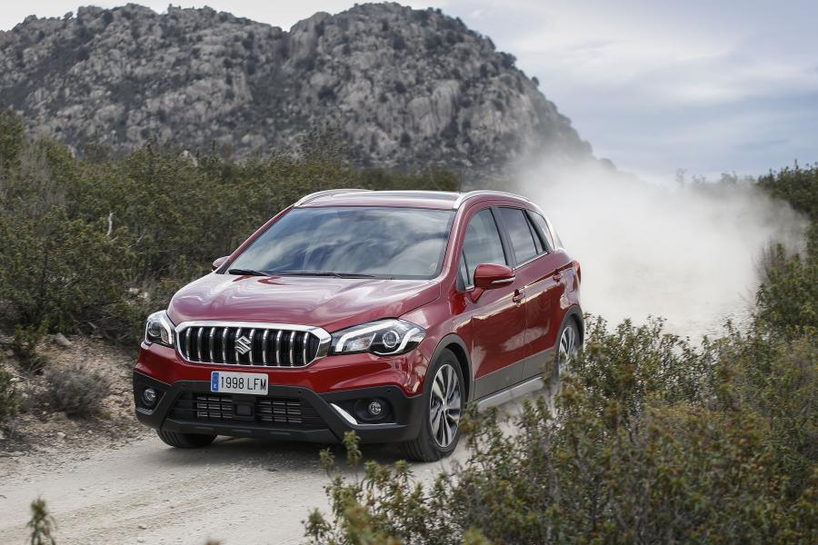  Suzuki SX4 S-Cross Hybrid 2020 года  (WW) (фото 31 из 40)